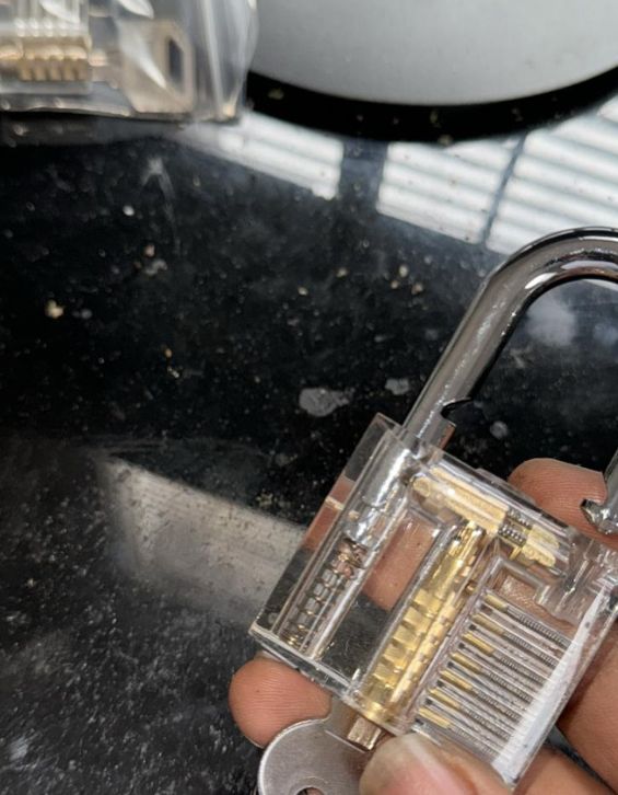 Locksmith in House Springs, MO 1 locksmith in House Springs MO